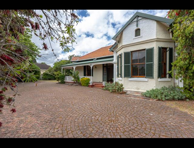6 BEDROOM HOUSE SOLD IN PLUMSTEAD